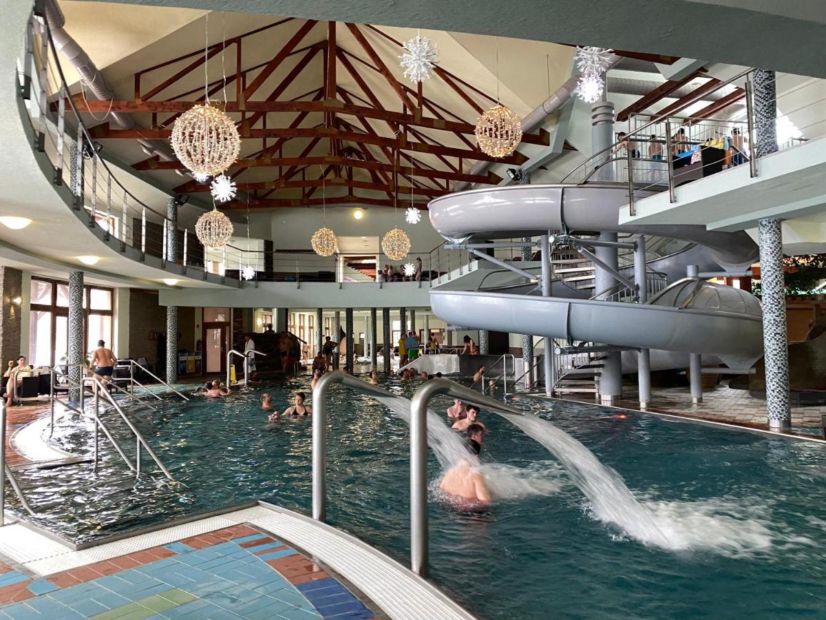 Apartment Friends Besenova - Free Swinning Pool Bagian luar foto